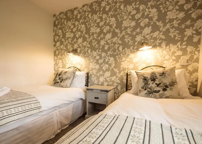 Tissington Cottage- Darwin Lake Holiday Village