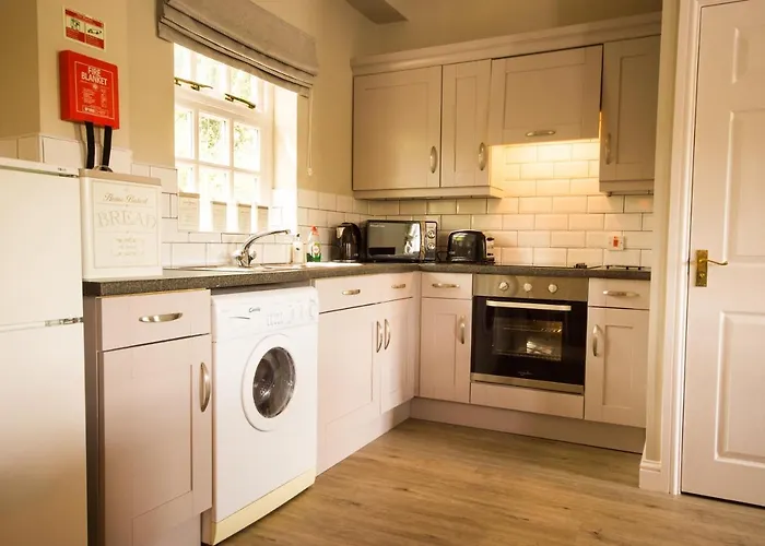 Tissington Cottage- Darwin Lake Holiday Village